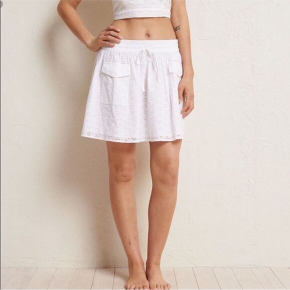 Aerie Eyelet Drawstring Waist Mini Skirt with Pockets - Picture 2 of 11